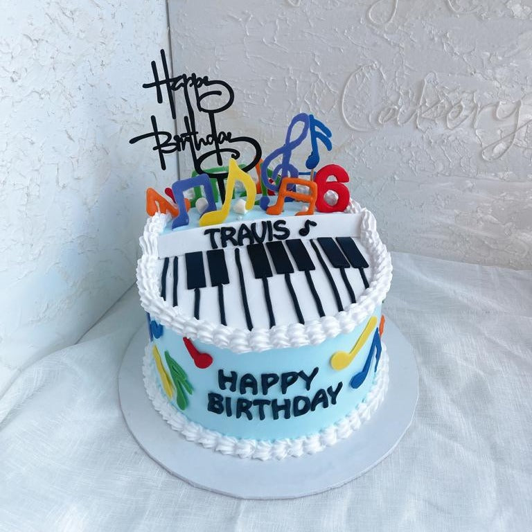 Music Piano Cake