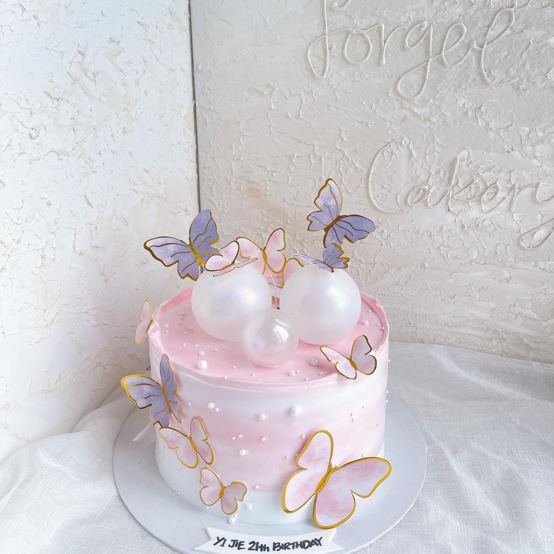 Pinky Butterflies Cake