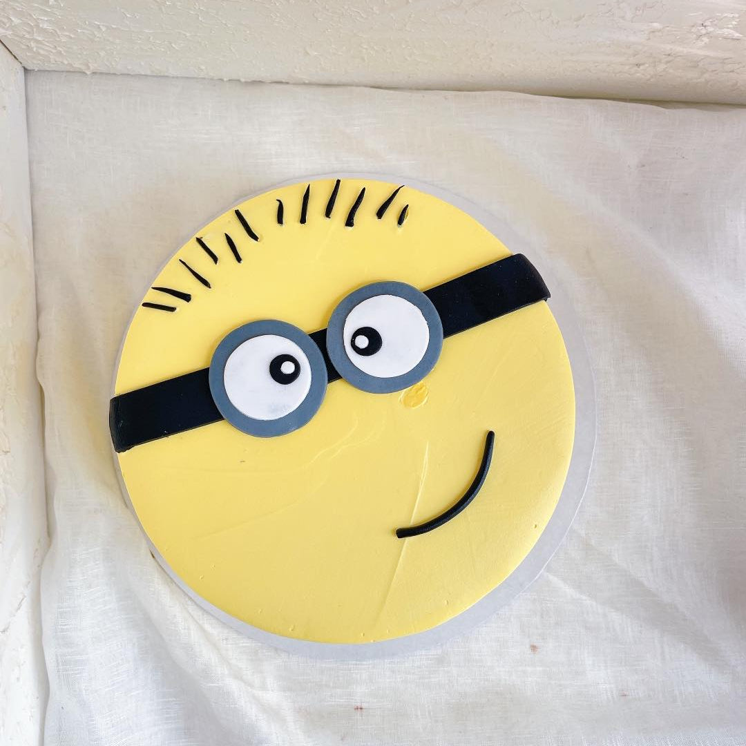 Cute Minion Cake