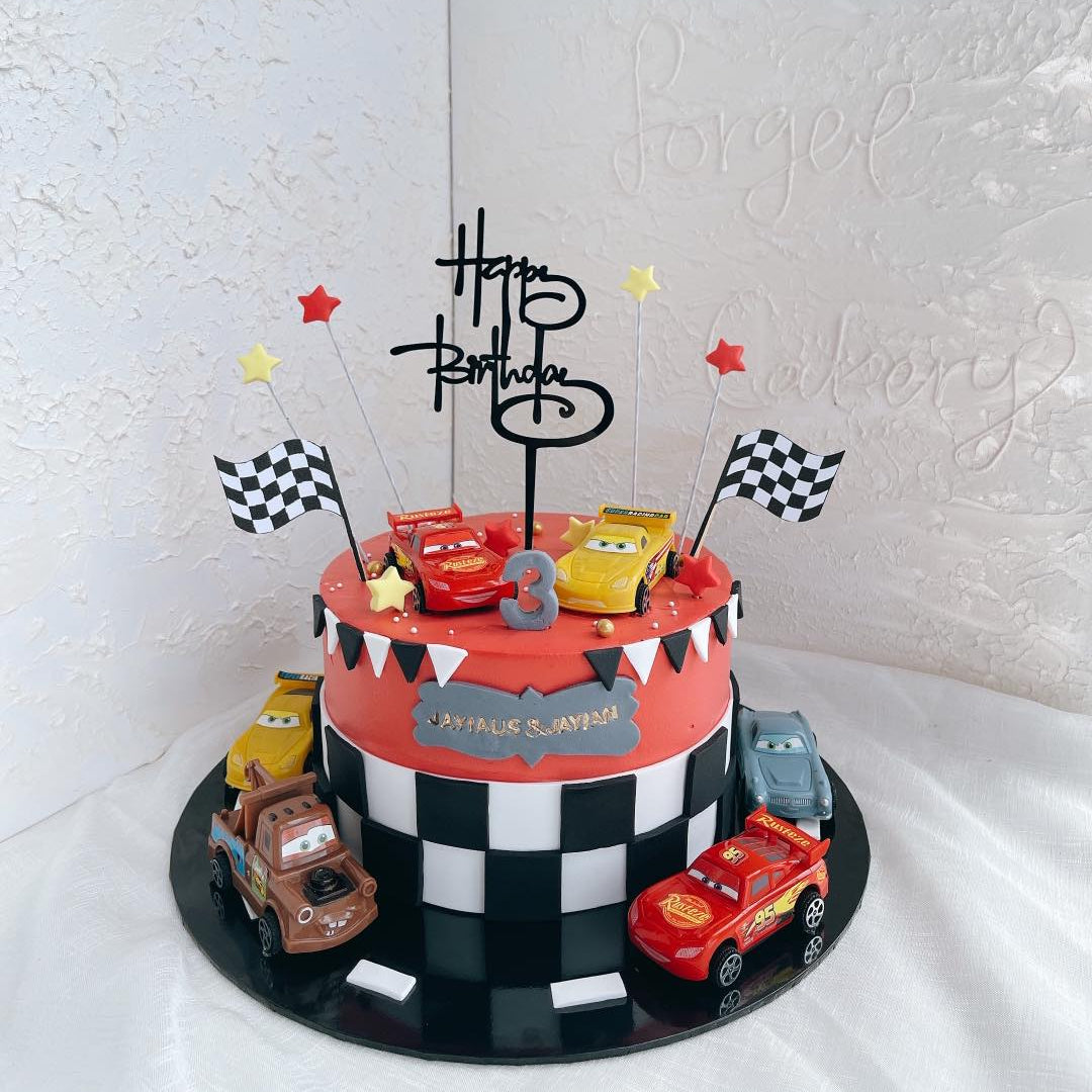 McQueen Cars Race Cake