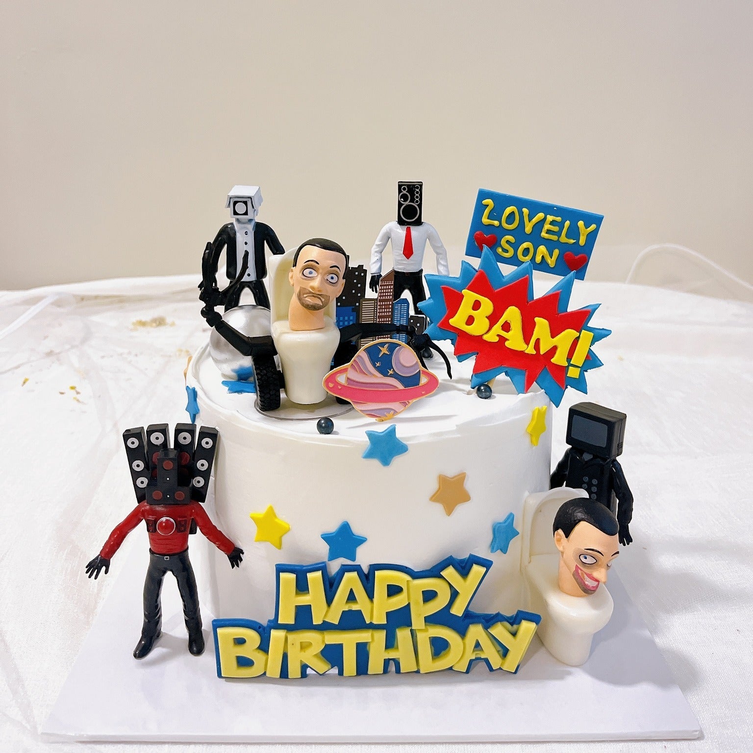 Skibidi Cake