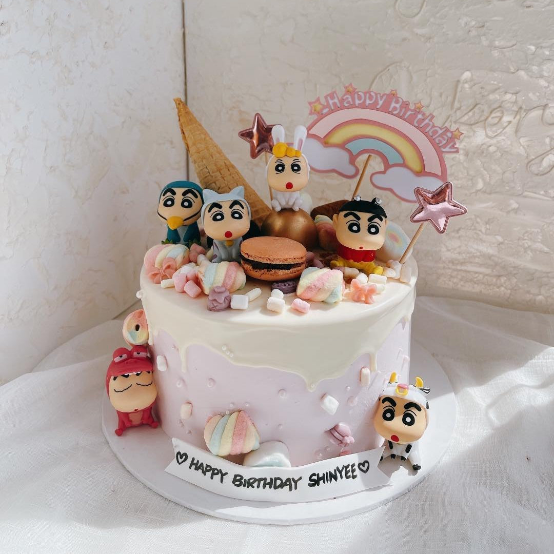 Funny Sin Chan Family Cake