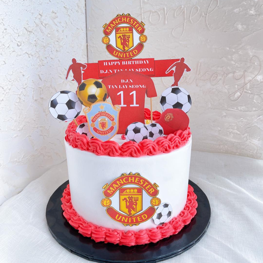 Manchester united Football Cake