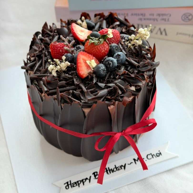 Chocolate Deluxe Cake