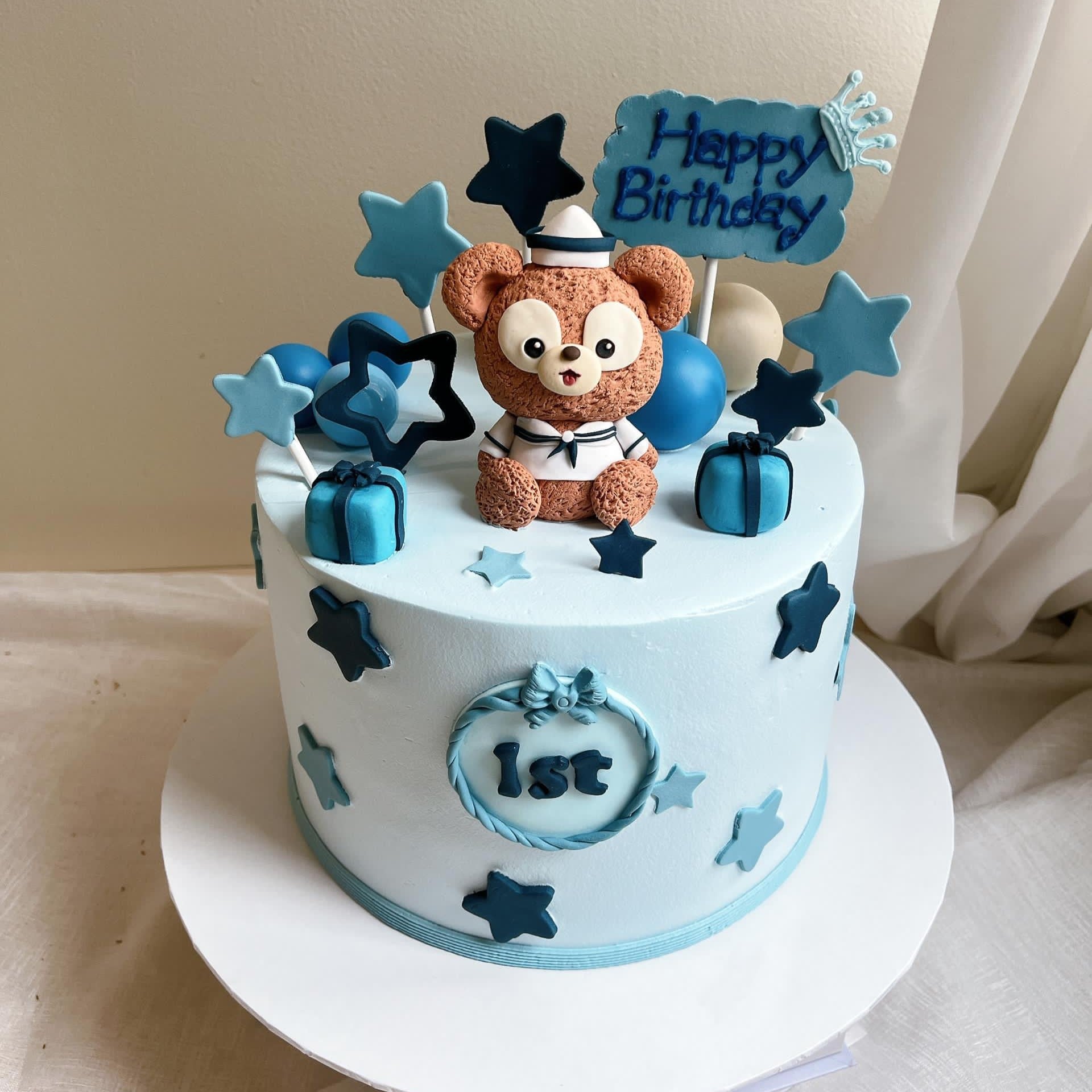 Duffy The Disney Cake
