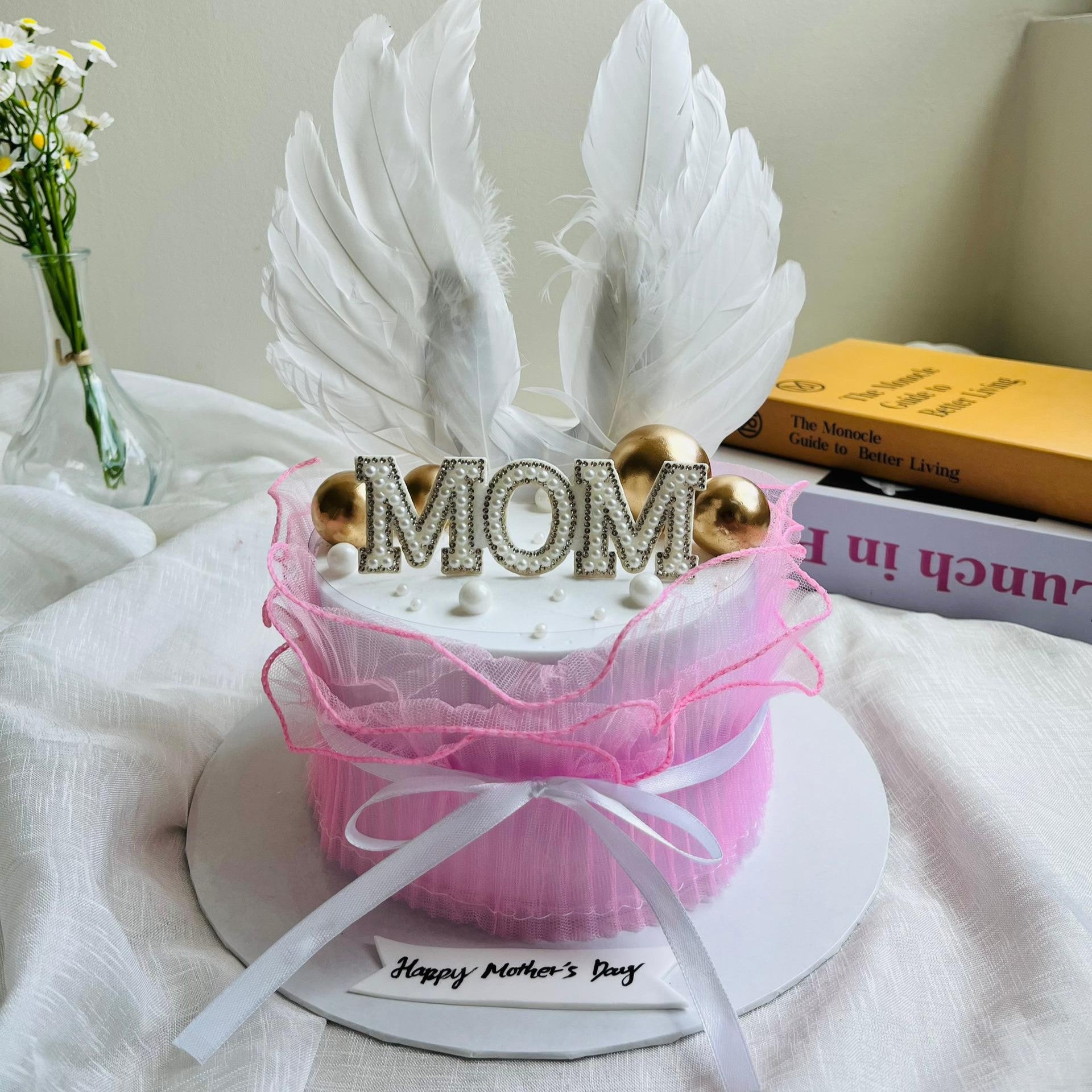 Feather Mom Cake