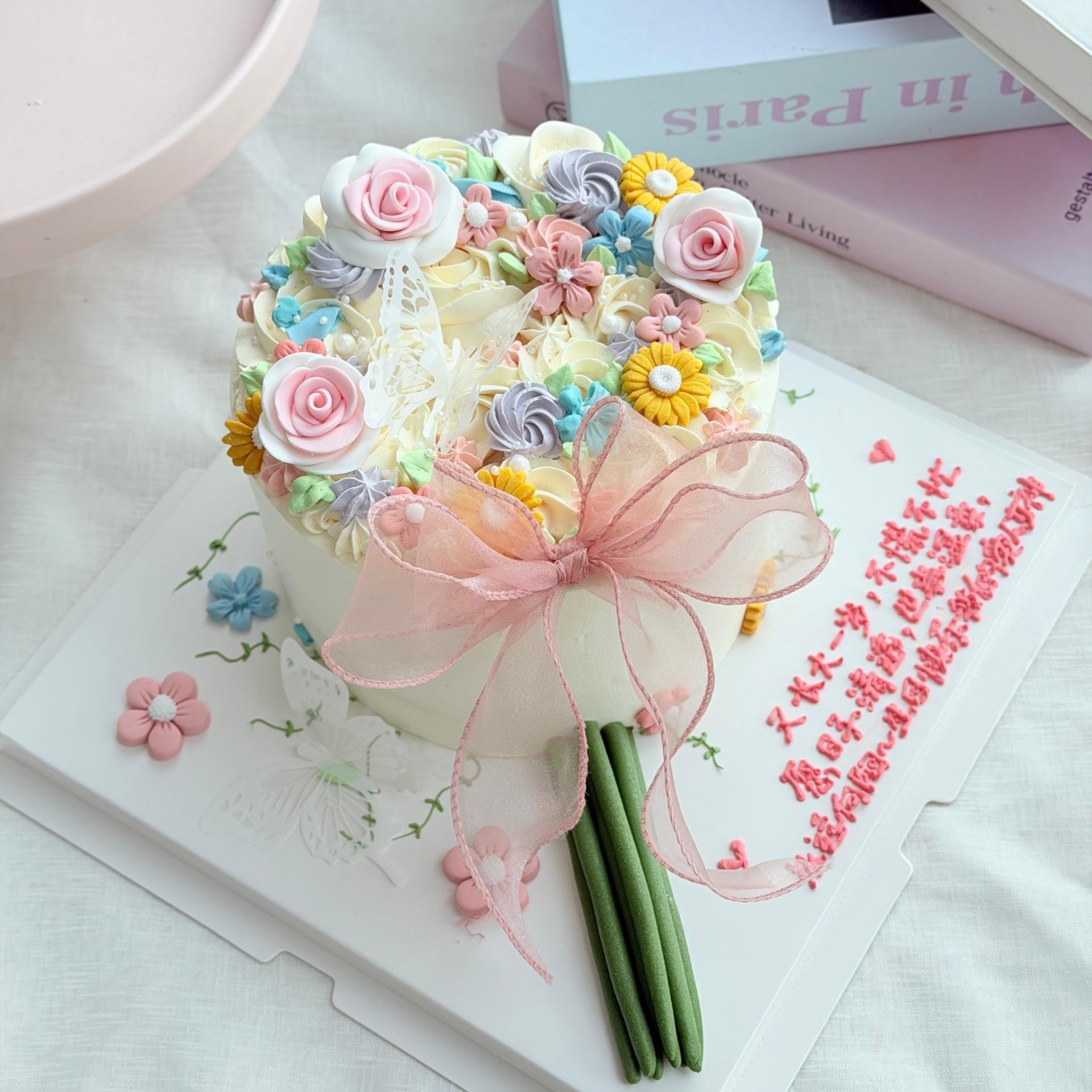 Pretty Rainbow  Flowers Cake
