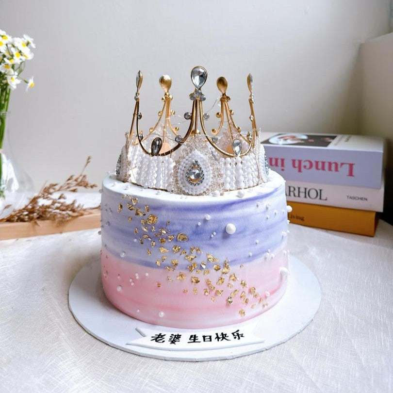 Purple Pinky Crown Cake