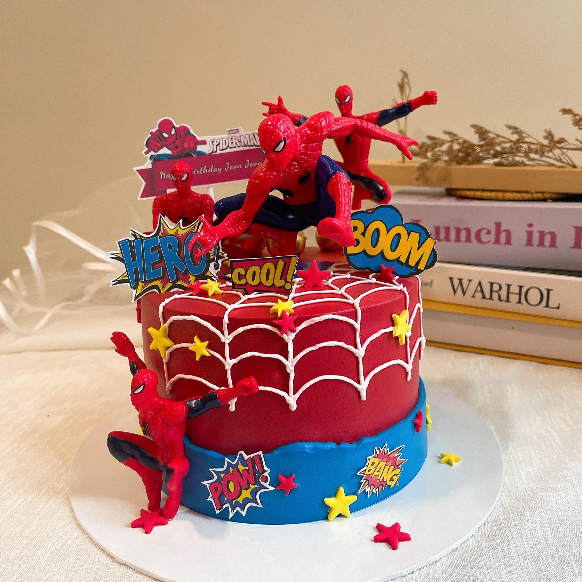 Spiderman Legand Cake