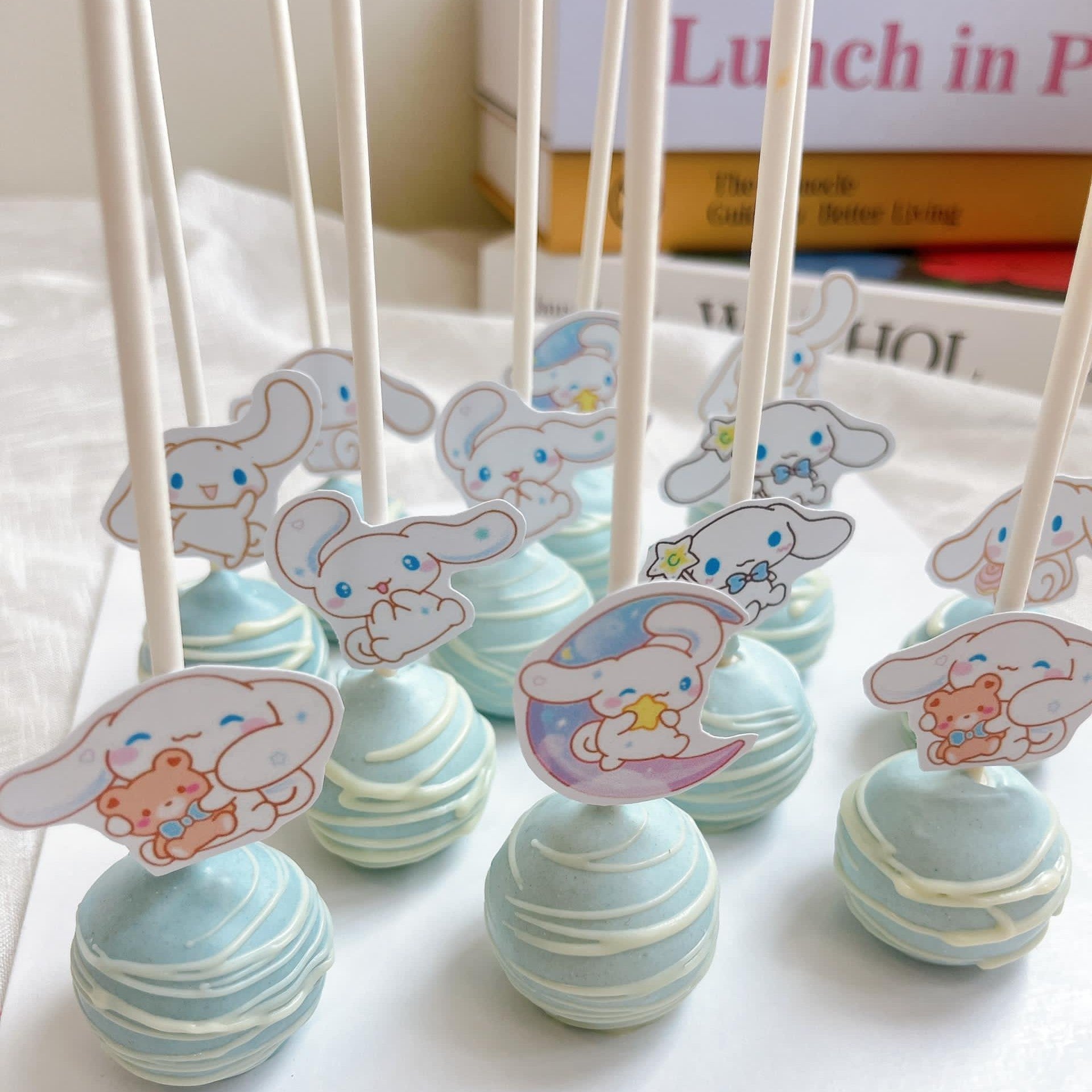 Cinnamoroll Cake Pop